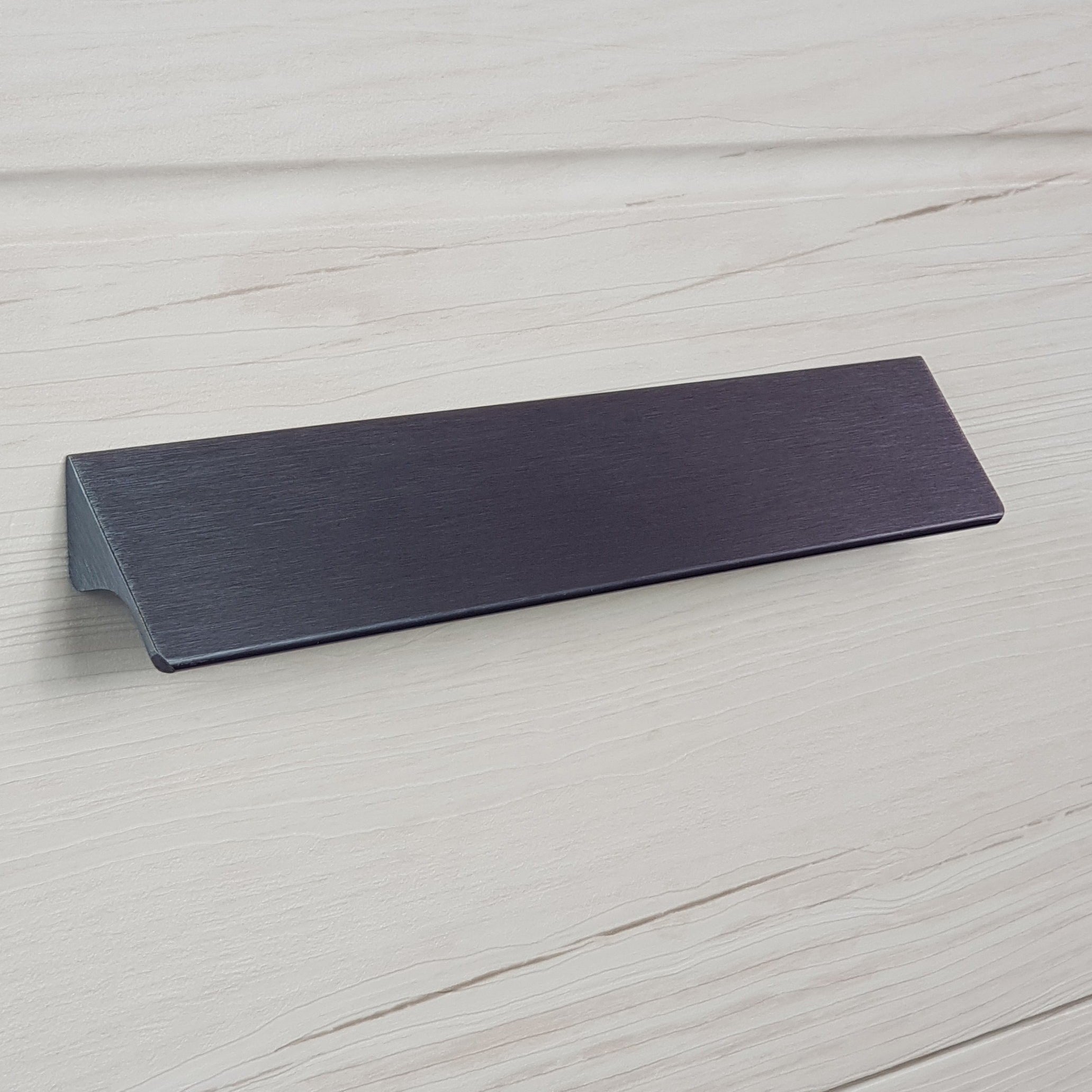 M4TEC Anthracite Bar Pull Handle – Cupboard, Drawer & Door (VE8 Dalry Series, Pack of 10)