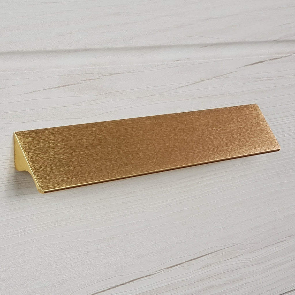 M4TEC Bar Pull Handle Brushed Brass Door, Drawer & Cupboard VE8 Dalry Series Pack of 10