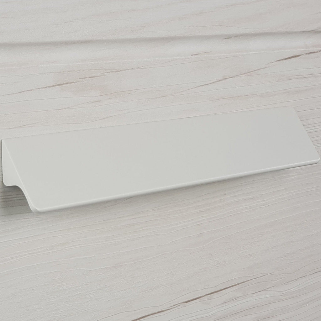 M4TEC Bar Pull Handle White Door, Drawer & Cupboard VE8 Dalry Series Pack of 10