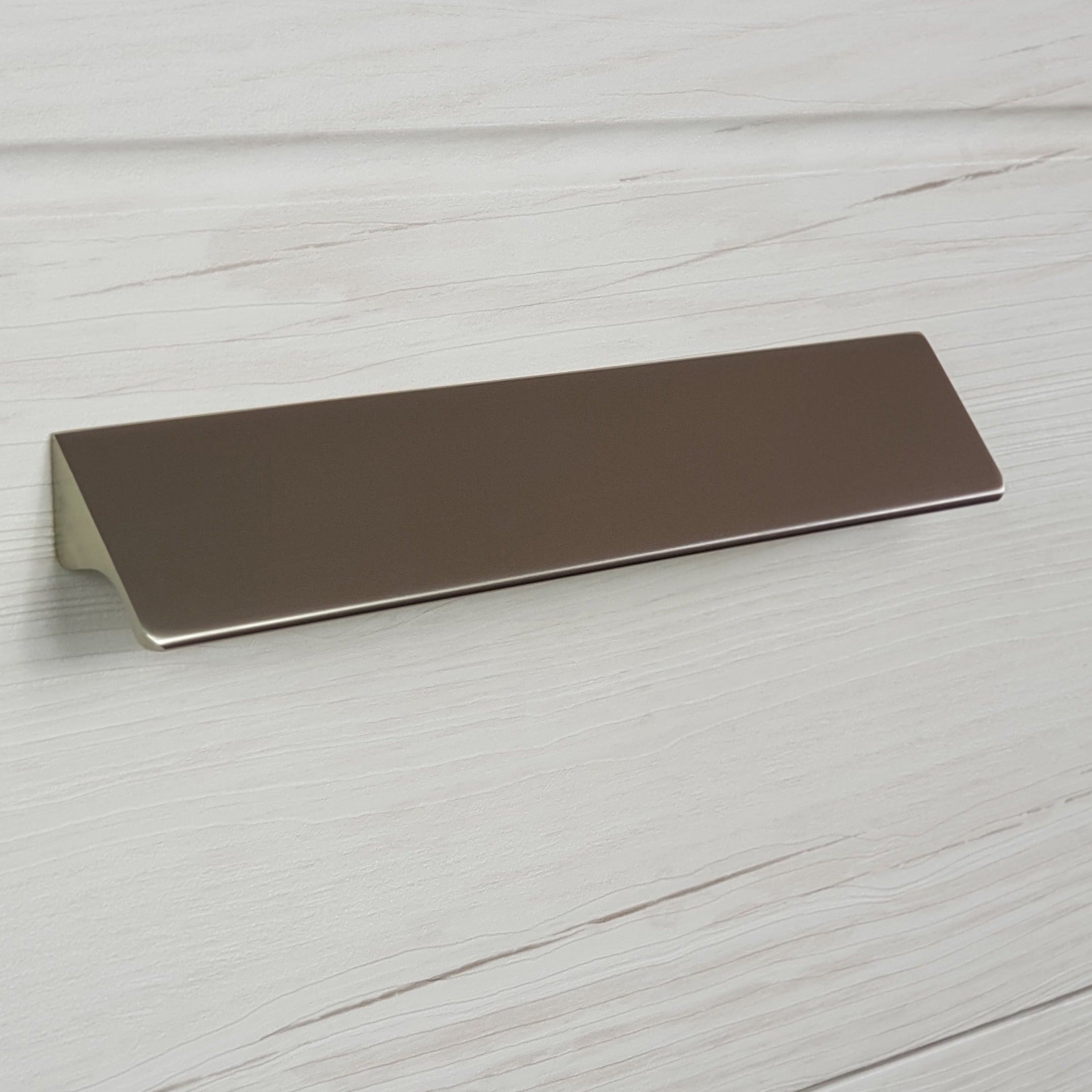 M4TEC Chrome Bar Pull Handle – Door, Drawer & Cupboard (VE8 Dalry Series, Multiple Sizes)